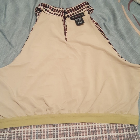 New York&Company halter neck top. - Picture 5 of 8